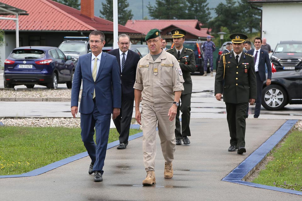 COMEUFOR and Turkish Minister of Defence Mr Nurettin Canikli