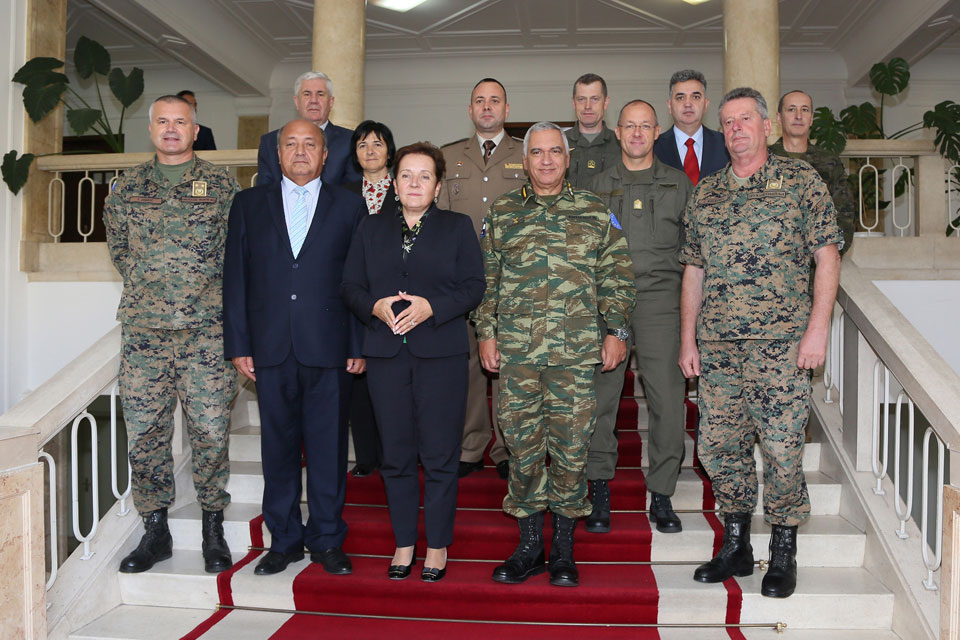 CEUMC and COMEUFOR meet Minister of Defence Pendeš