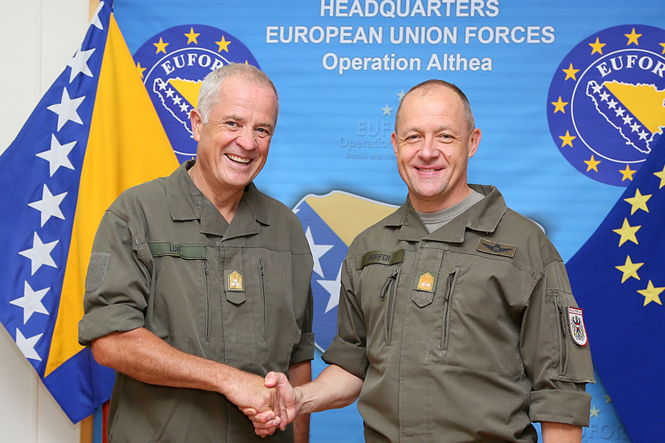 Lieutenant General Johann Luif with Major General Martin Dorfer