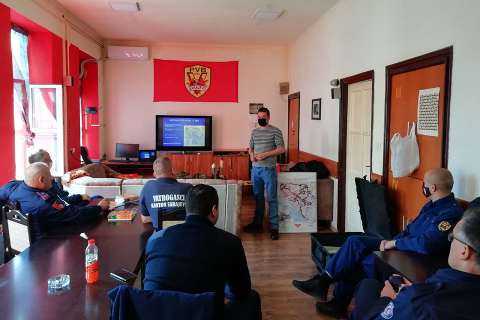 EUFOR delivering Mine Risk Education