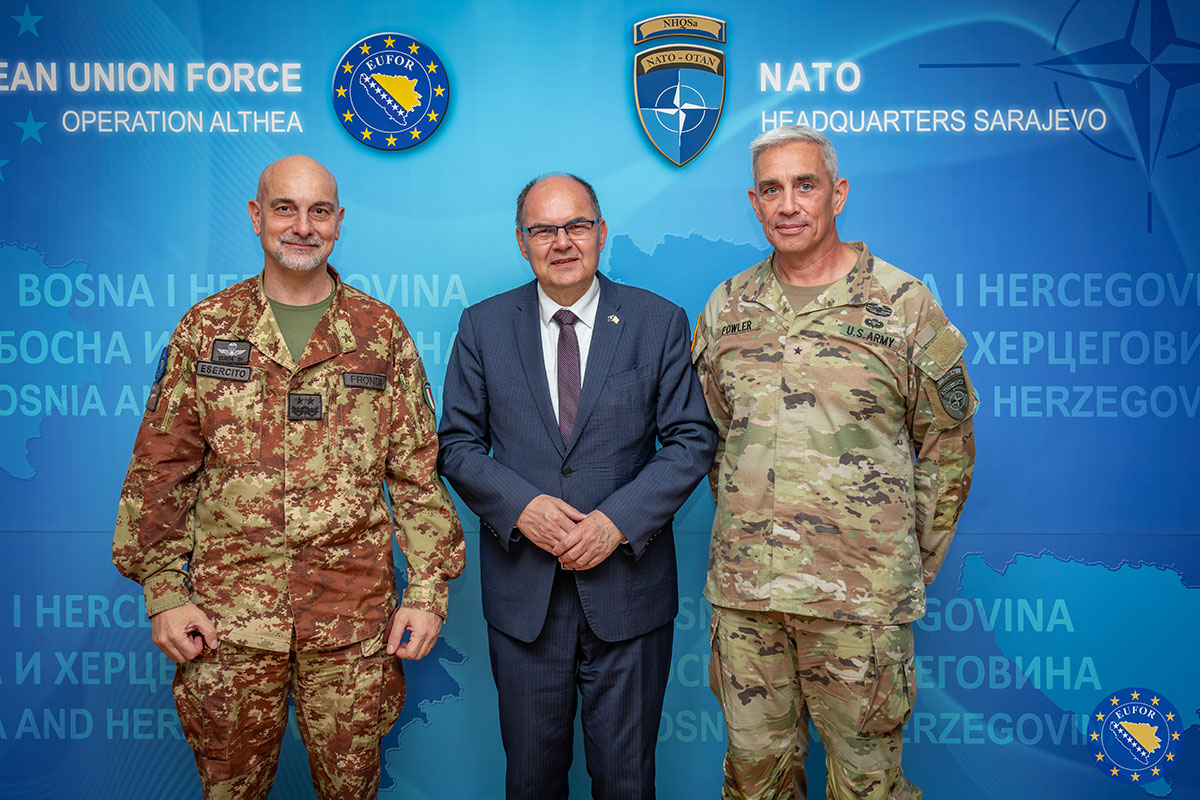 Maintaining Peace and Stability: COM EUFOR and High Representative Reaffirm Shared Commitment