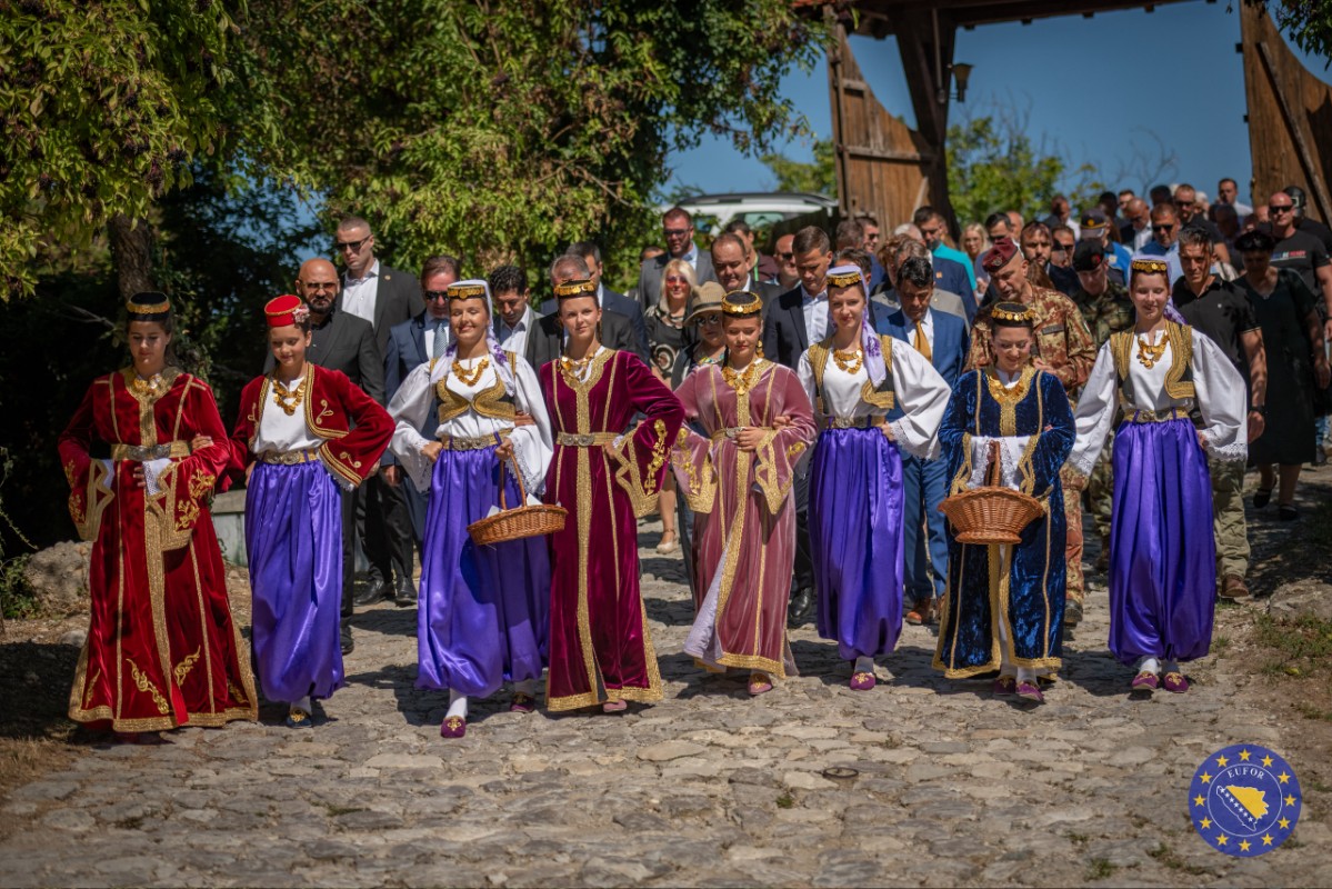 EUFOR Supports the 53rd Plum Fair in Gradačac