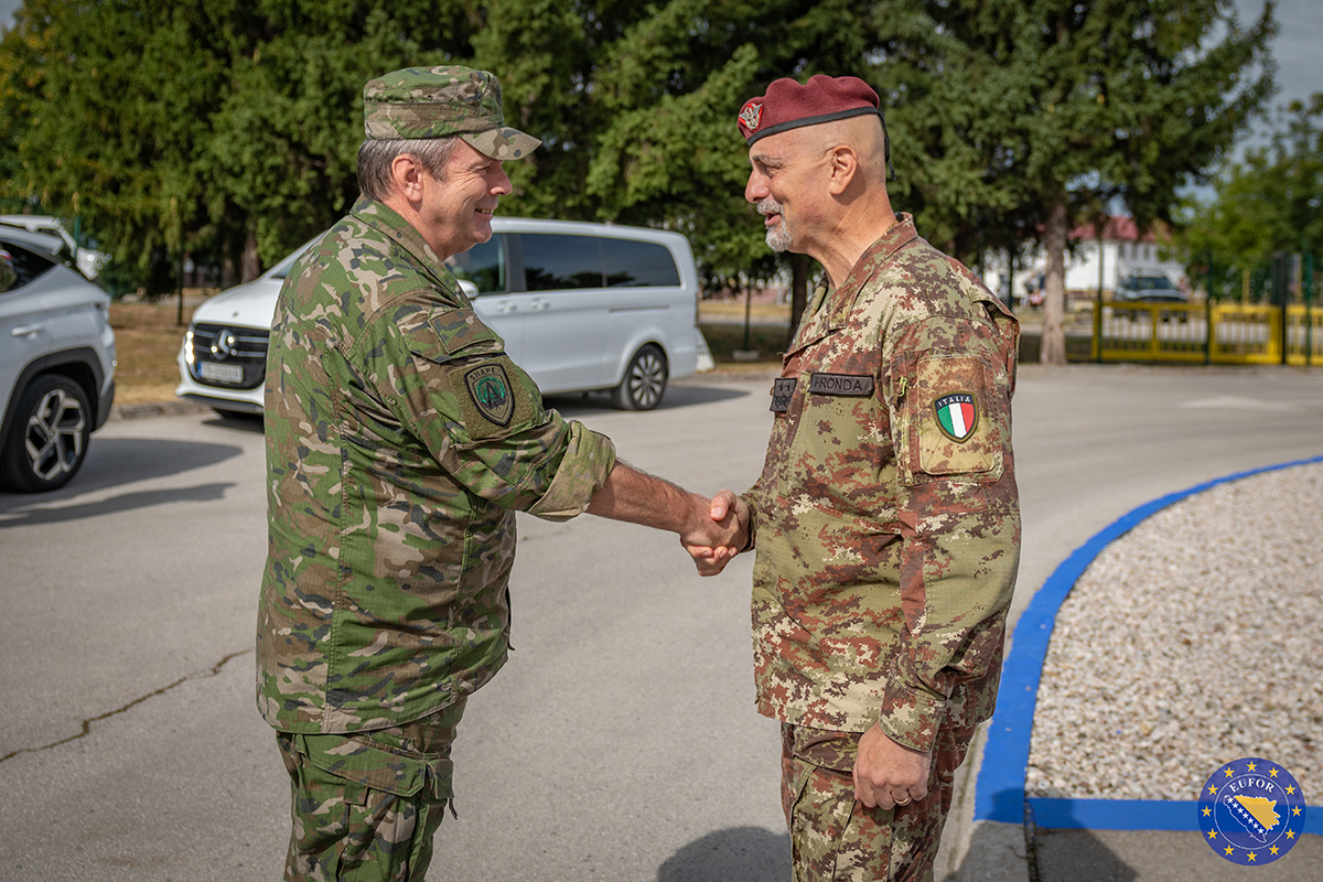 Slovak Chief of Defence Conducts Official Visit to EUFOR Headquarters at Camp Butmir