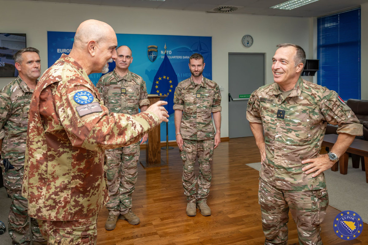 French Air Force Lieutenant General Visits EUFOR Headquarters at Camp Butmir