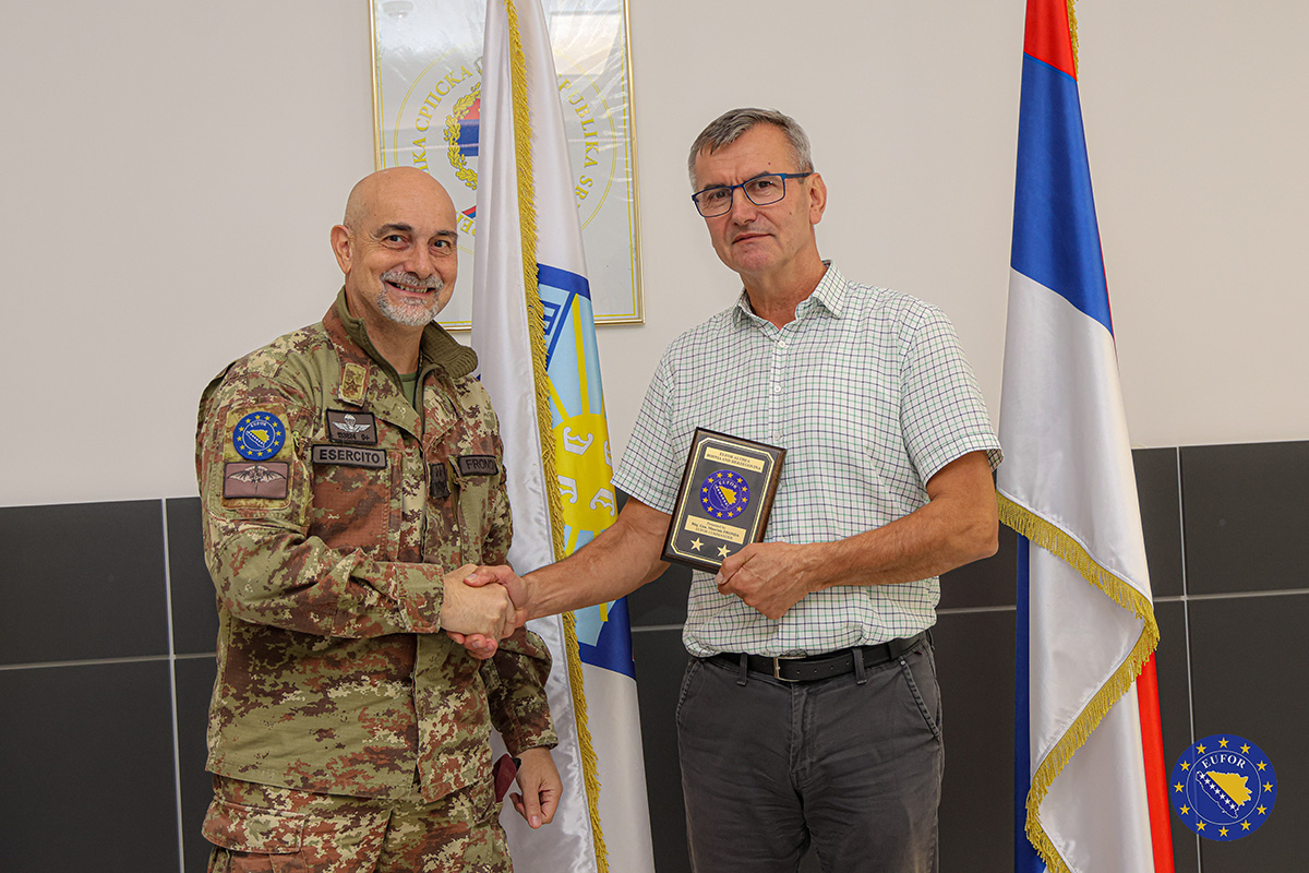 Komandant EUFOR-a nastavio komunikaciju s lokalnim vlastima posjetama Kotor Varošu i Laktašima